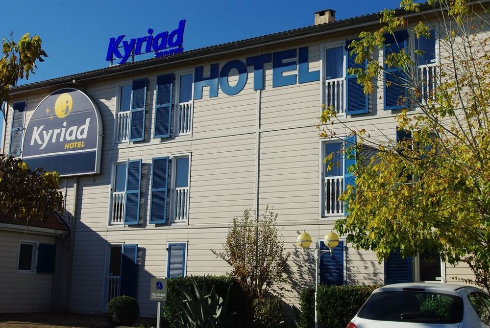 Hotel Kyriad מונטובן מראה חיצוני תמונה
