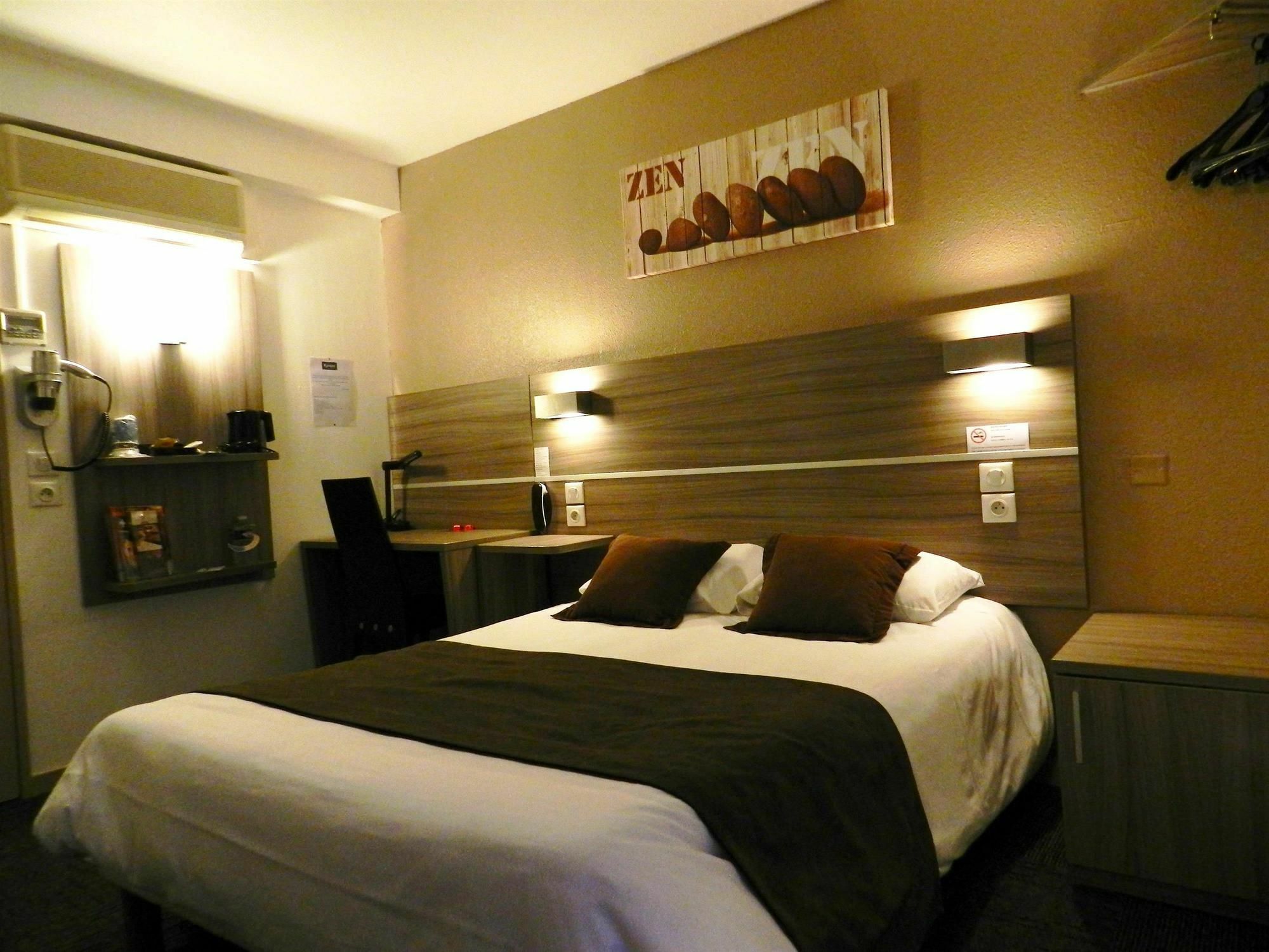 Hotel Kyriad מונטובן חדר תמונה